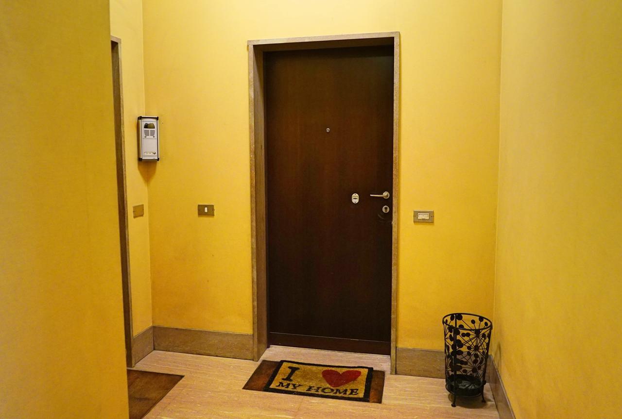 Duomo Apartment Milan Luaran gambar